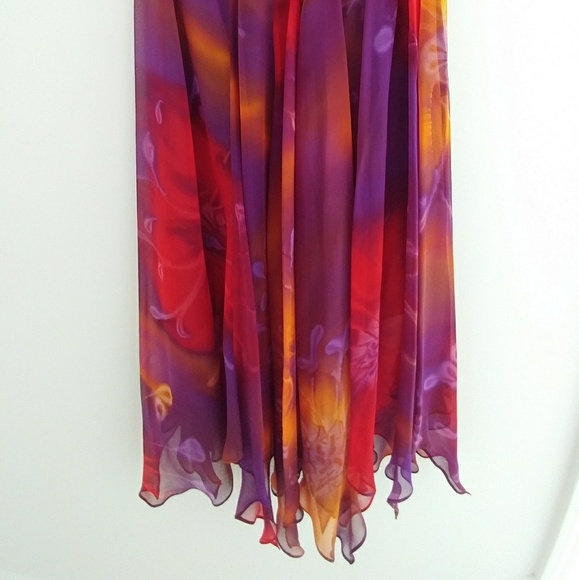 Dress - Picture 2 of 6